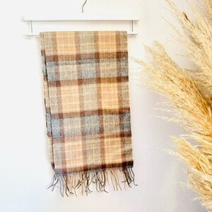 NEW EDINBURGH Beige Soft Blue Tan Cashmere Tartan Plaid Tassel Cozy Scarf Wrap